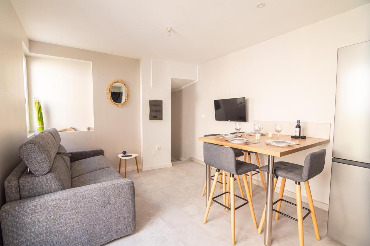 Au Coin Des Vins Appartement Tulette Buitenkant foto