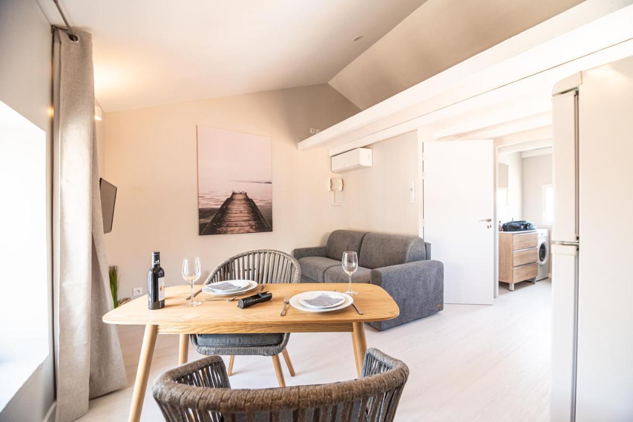 Au Coin Des Vins Appartement Tulette Buitenkant foto